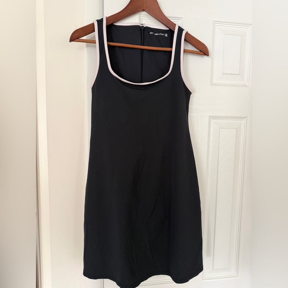 Abercrombie & Fitch navy tennis dress with white trim - womens size XS